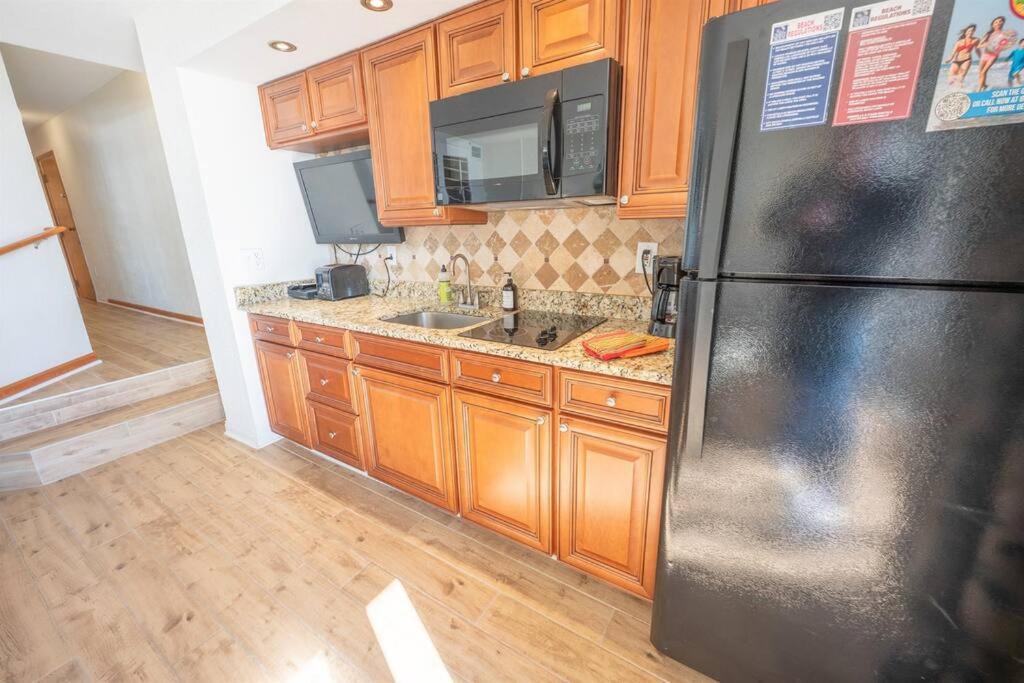 New Remodeled Direct Oceanfront Views Beach Cove Myrtle Beach Exterior foto